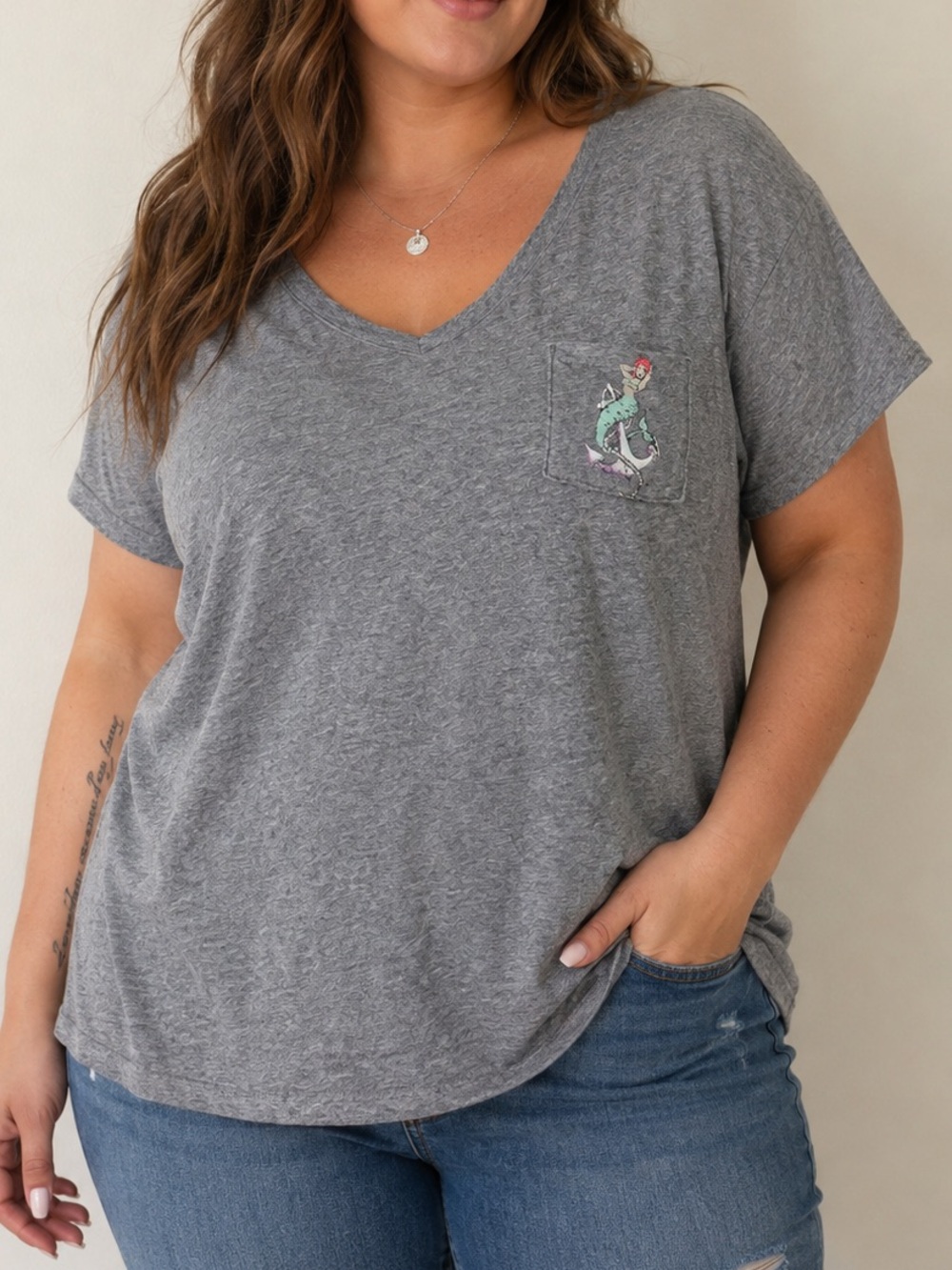 Torrid Heather Gray V-Neck Mermaid Pocket Tee Plus Size 2X